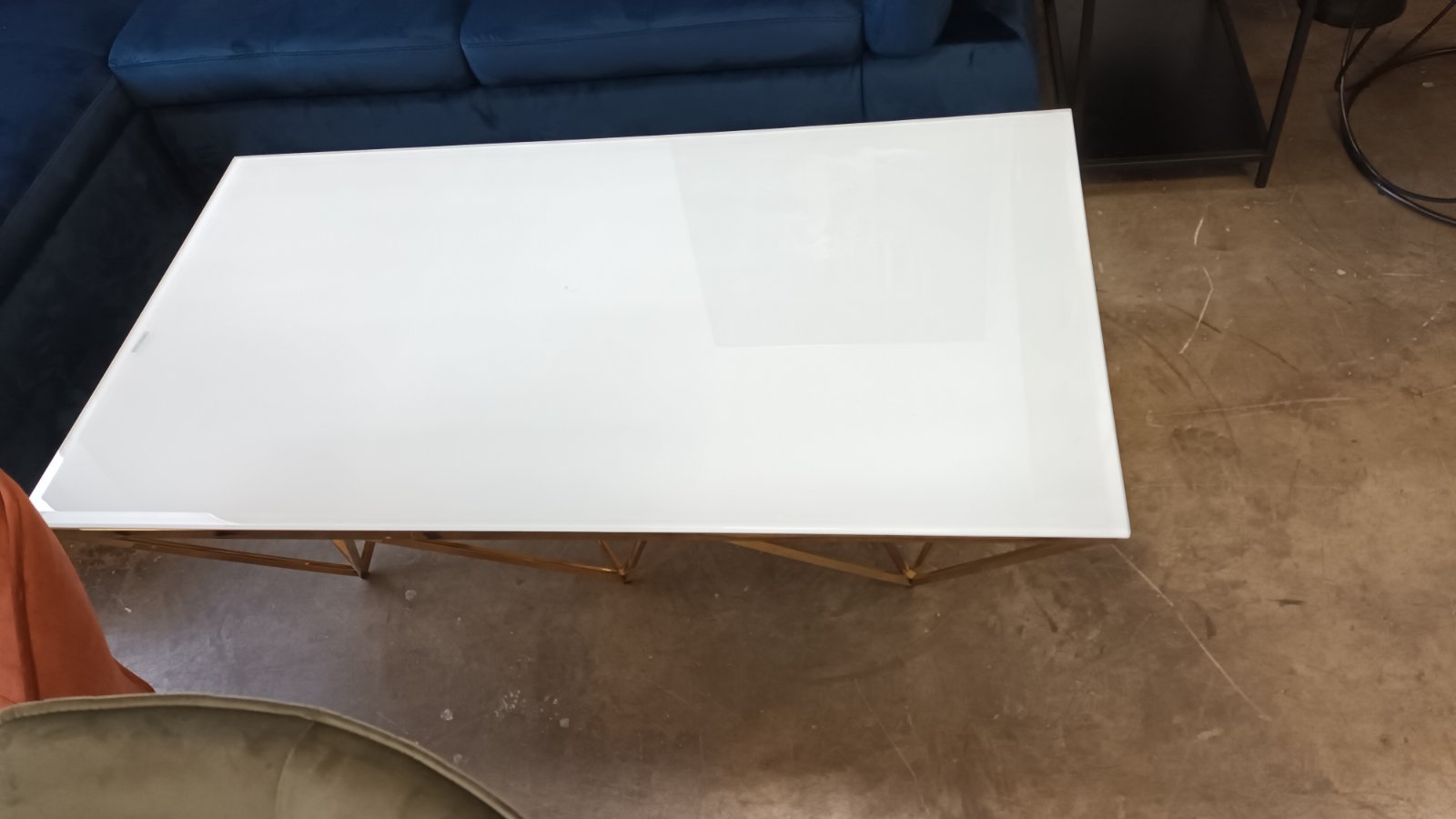 CKK - Perano Gold dohányzóasztal 130x70 - white glass (1)