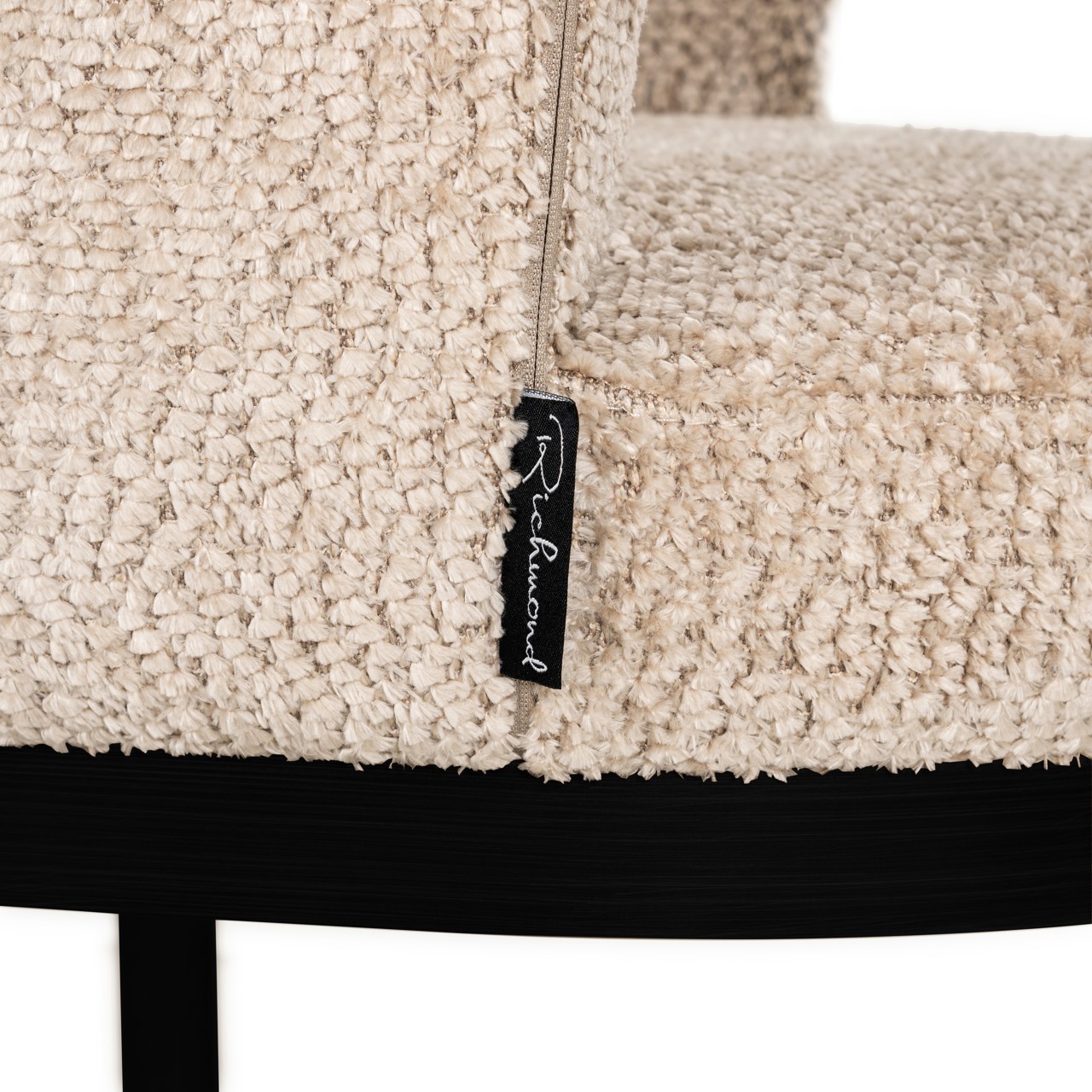 RICHMOND Interiors - 212623 Ellis S4756 forgó étkezőszék - lovely beige (4)