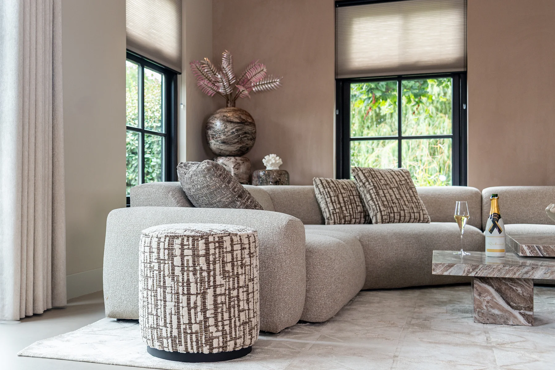 RICHMOND Interiors - NORA SP moduláris kanapé - választható szövettel (12)